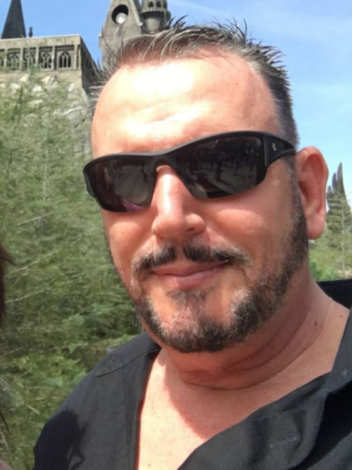 Graphics Design Lead